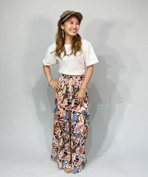 BILLABONG(ビラボン)の「BILLABONG/ビラボン ボタニカル柄/リーフ柄/ルーズシルエットハイウエストパンツ BC013-861(その他パンツ・レディース・ブラック/ブルー・M/L)」の6枚目の写真