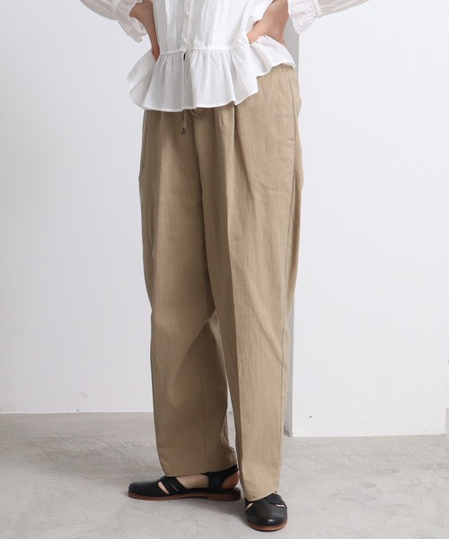 yuni(ユニ )の「コットンリネン natural toutch wide tuck パンツ(スラックス・レディース・キナリ/ブラック/カーキ・FREE)」の3枚目の写真