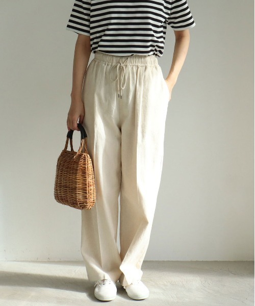 yuni(ユニ )の「コットンリネン natural toutch wide tuck パンツ(スラックス・レディース・キナリ/ブラック/カーキ・FREE)」の17枚目の写真