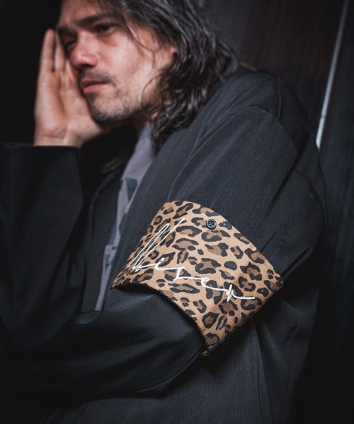 NOISESCAPE(ノイズスケープ)の「mko10374- Print Design Armband-Leopard Pattern- アームバンド(アームカバー・メンズ・ブルー系その他/キャメル/ブルー系その他2/イエロー系その他2/ブルー/イエロー系その他・FREE)」の15枚目の写真