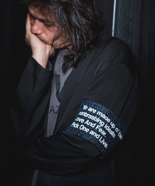 NOISESCAPE(ノイズスケープ)の「mko10374- Print Design Armband-Leopard Pattern- アームバンド(アームカバー・メンズ・ブルー系その他/キャメル/ブルー系その他2/イエロー系その他2/ブルー/イエロー系その他・FREE)」の21枚目の写真