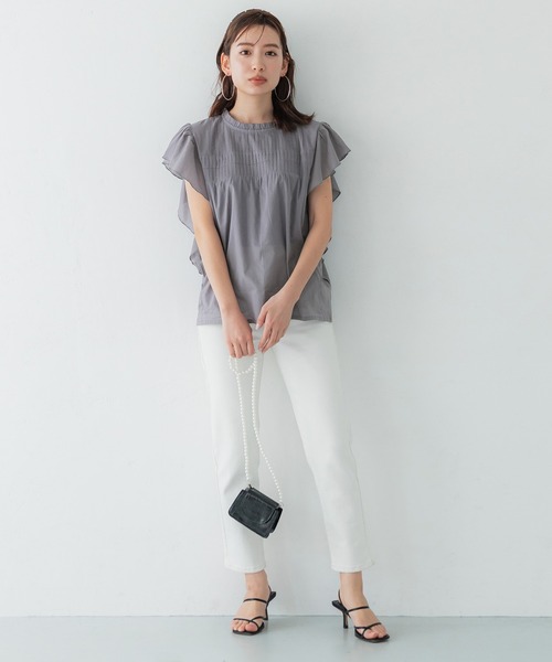 ピンタックフレア袖ブラウス