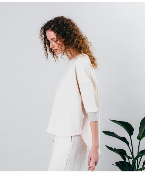 SIPULI（シプリ）の「Jacquard Cotton Jersey  フィッシュテール7分袖プルオーバー（Tシャツ/カットソー・レディース・アイボリー/ネイビー・2）」の4枚目の写真