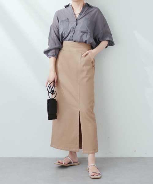 natural couture(ナチュラルクチュール)の「色違いで持っていたいアイテム ダブルポケットシアーシャツ(シャツ/ブラウス・レディース・チャコールグレー/ベージュ/オフホワイト/ピンク/グリーン/ライトベージュ・FREE)」の17枚目の写真