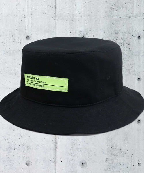 THE CASUAL(カジュアル)の「ワッペンバケットハット キッズ(ハット・キッズ・ブラック/ブラック系/ブラック系1/ブラック系2/チャコール/グレー系/ベージュ/ベージュ系・52cm/54cm/56cm)」の4枚目の写真