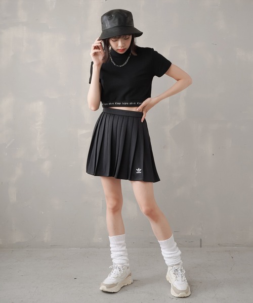 adidas（アディダス）の「【adidas / アディダス】プリーツミニ