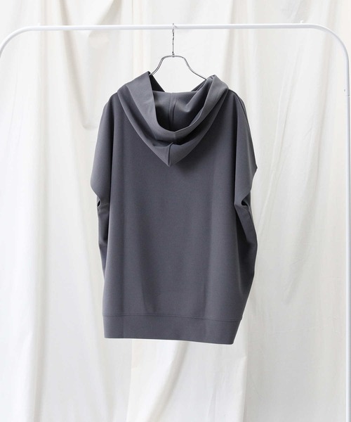 HONEYSUCKLE ROSE（ハニーサックルローズ）の「【HONEYSUCKLE ROSE】ハーフジップノースリパーカー（その他トップス・レディース・カーキブラウン/ダークグレー/パープル・L/M）」の18枚目の写真