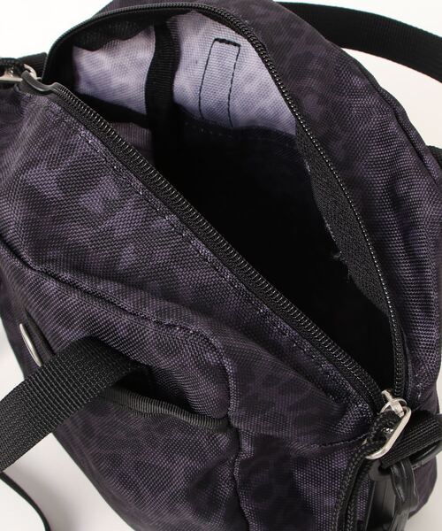 Drifter（ドリフター）の「SQUARE MINI BAG／スクエアミニバッグ（ショルダーバッグ・レディース・ブラック/ダークグリーン/ブルー/ブラック系その他/レオパード/ゼブラ/ホワイト系その他/レモンイエロー/ドット・FREE）」の17枚目の写真