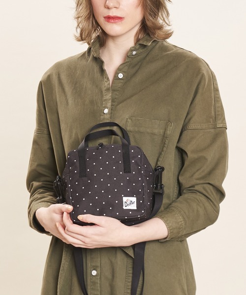 SQUARE MINI BAG／スクエアミニバッグ（ショルダーバッグ