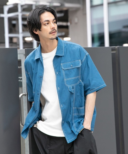 niko and...（ニコアンド）の「ペインターポケットシャツ（シャツ/ブラウス・メンズ・ブラック/ベージュ/オフホワイト/ブルー・MEDIUM/LARGE）」の4枚目の写真