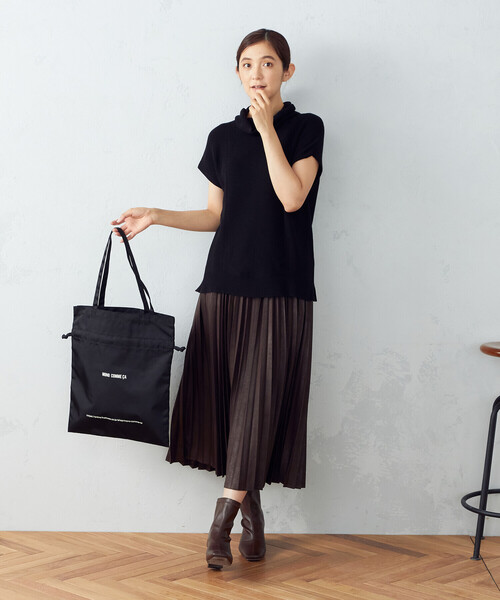 MONO　COMME CA（モノコムサ）の「2way　トートバッグ（トートバッグ・レディース・ブラック/ベージュ/ブラウン/サックスブルー/ピンク/ミント・FREE）」の17枚目の写真