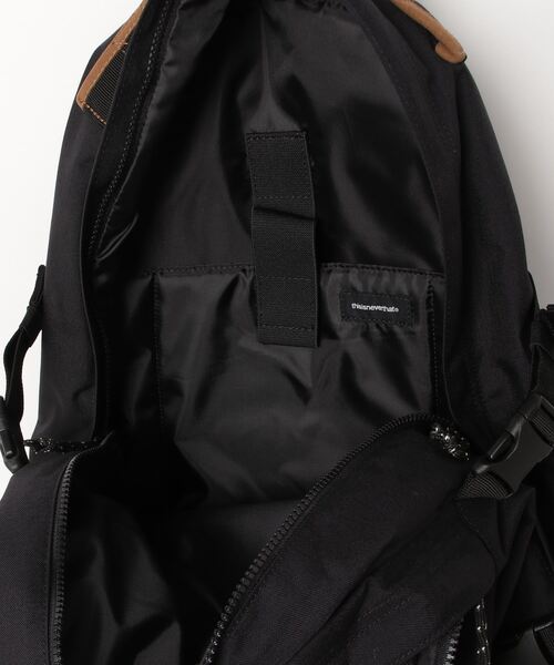thisisneverthat(ディスイズネバーザット)の「CA90 30 BACKPACK(バックパック/リュック・メンズ・カーキ/ブラック・FREE)」の19枚目の写真