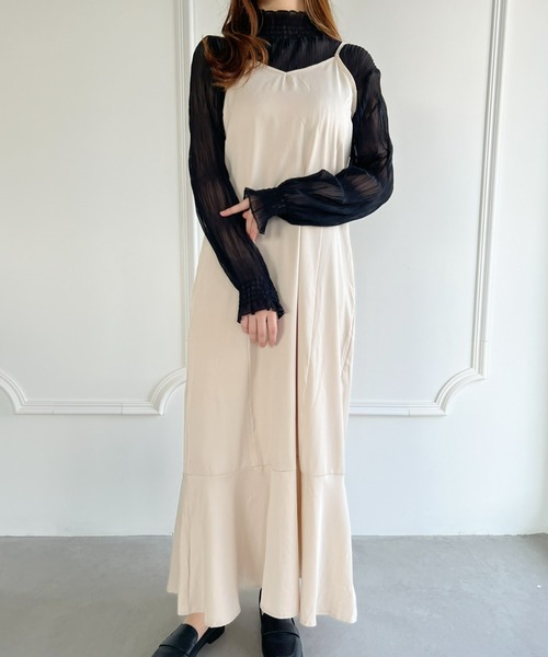 Loueme(ルエム)の「マーメイド キャミ ワンピース/ストラップ調節可能(ワンピース・レディース・ブラック/ブラウン/アイボリー・FREE)」の5枚目の写真