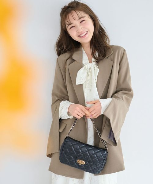 mysty woman（ミスティウーマン）の「レクタングルチェーンBAG 162199（ショルダーバッグ・レディース・ホワイト/ブラック/レッド/ピンク/ピンクベージュ/ミント/その他/ブルー系その他・FREE）」の3枚目の写真