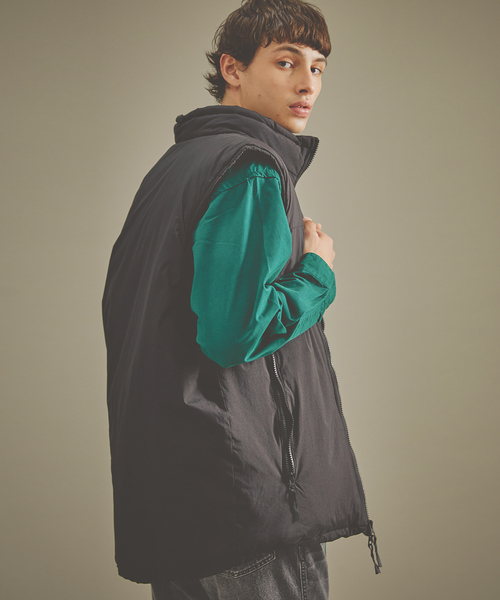 ABAHOUSE（アバハウス）の「U.S MILITARY / ユーエスミリタリー LEVEL 7 E.C.W.C.S PRIMALOFT VEST/プリマロフトベスト（ダウンベスト・メンズ・ブラック/グレー/カーキ・M/L/XL）」の2枚目の写真