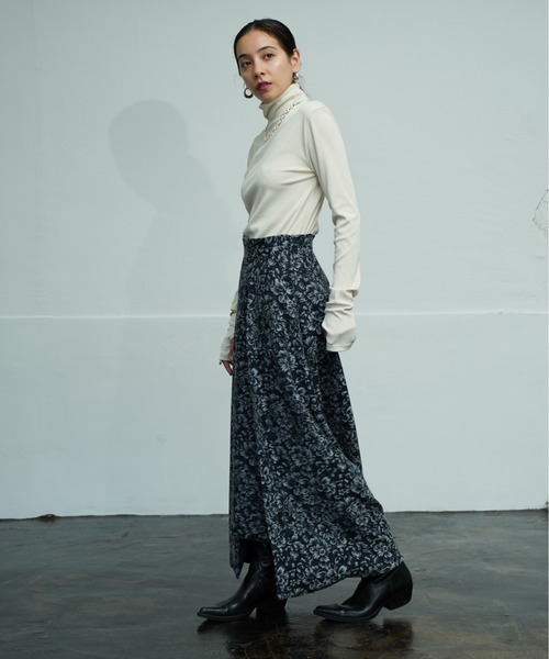 CIEL'AIR（シエルエアー）の「[ CIEL’AIR ] High neck pullover（Tシャツ/カットソー・レディース・ブラック/アイボリー・FREE）」の7枚目の写真