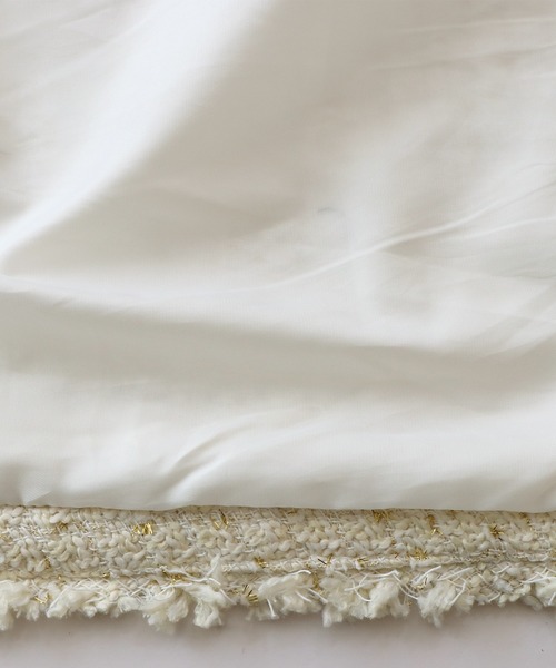 BLUEEAST(ブルーイースト)の「パールボタンツイードジャケット(ノーカラージャケット・レディース・グレー/オフホワイト/ブラック/ネイビー・MEDIUM/LARGE)」の5枚目の写真