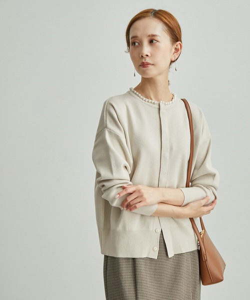 ROPE' PICNIC（ロペピクニック）の「2WAY/スフレタッチ衿パールニットカーディガン（カーディガン/ボレロ・レディース・ベージュ/ネイビー/ラベンダー・38）」の14枚目の写真