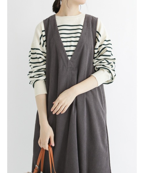 Samansa Mos2 blue(サマンサモスモスブルー)の「ボーダーニットプルオーバー(ニット/セーター・レディース・ブラック/ベージュ/ブラウン/オフホワイト/グリーン・フリ-)」の13枚目の写真