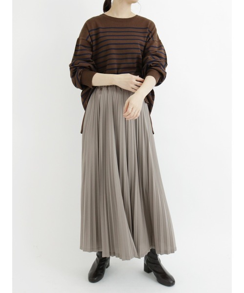 Samansa Mos2 blue(サマンサモスモスブルー)の「ボーダーニットプルオーバー(ニット/セーター・レディース・ブラック/ベージュ/ブラウン/オフホワイト/グリーン・フリ-)」の15枚目の写真