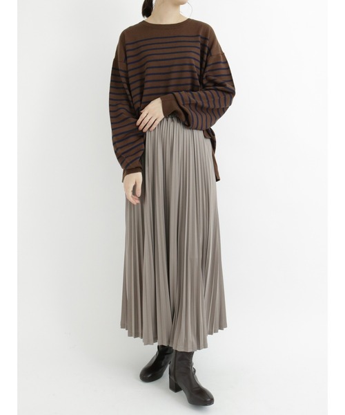 Samansa Mos2 blue(サマンサモスモスブルー)の「ボーダーニットプルオーバー(ニット/セーター・レディース・ブラック/ベージュ/ブラウン/オフホワイト/グリーン・フリ-)」の16枚目の写真