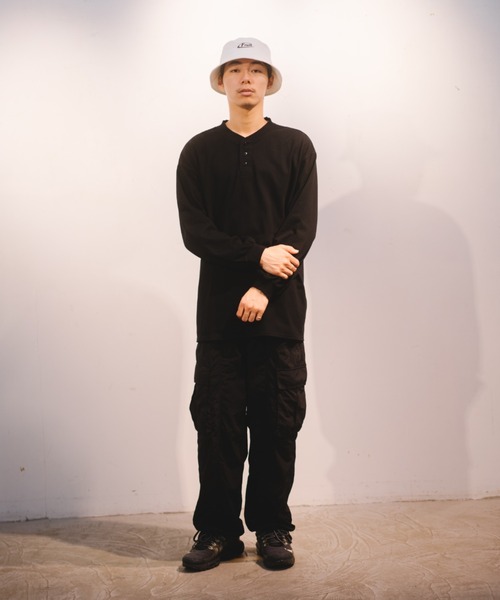 FRUIT OF THE LOOM(フルーツオブザルーム)の「EMBROIDERY BUCKET HAT type A(ハット・メンズ・ブラック/オフホワイト/ベージュ・FREE)」の18枚目の写真