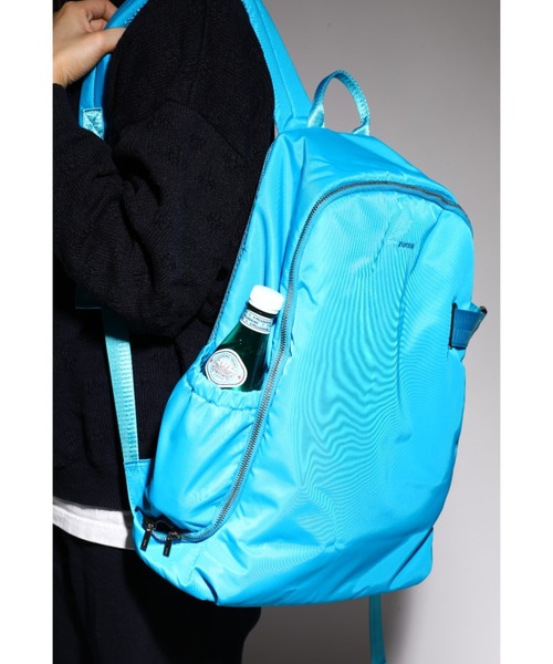 ZUCCa ナイロン ジッパーBAG バックパック ZUCCa（ズッカ）の「ナイロンジッパーBAG/バッグ（ショルダー