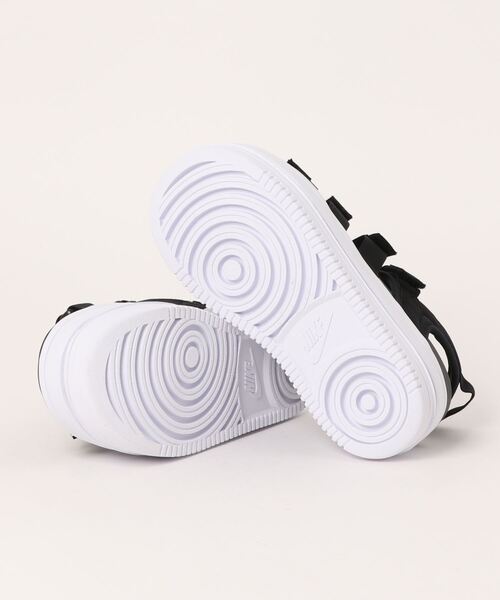 NIKE(ナイキ)の「【NIKE】DH0223-001 ナイキ ウィメンズ アイコン クラシック サンダル(サンダル・レディース・ブラック・23cm/25cm/24cm)」の3枚目の写真