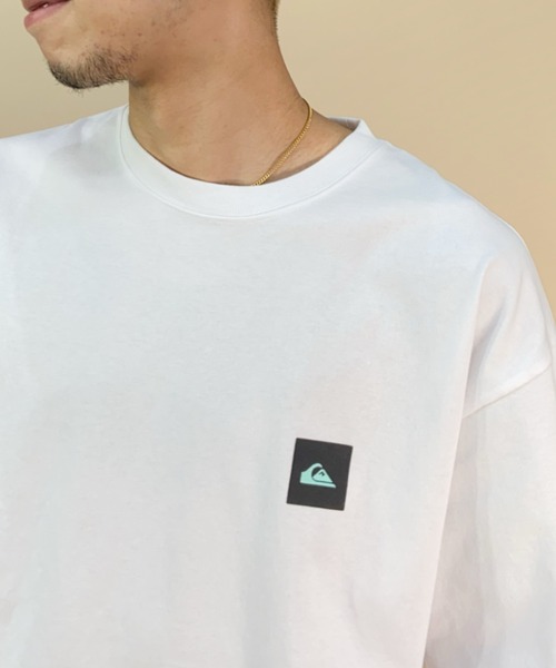 Quiksilver（クイックシルバー）の「【ムラサキスポーツ別注 】QUIKSILVER/クイックシルバー バックプリントTシャツ スクエアロゴ/ルーズシルエット クルーネックTシャツ/QUIK NEONBOX ST/QST231618M（Tシャツ/カットソー・メンズ・ブラック/ホワイト×グリーン/ホワイト×ブラック・XL/L/M）」の20枚目の写真
