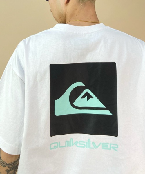 Quiksilver（クイックシルバー）の「【ムラサキスポーツ別注 】QUIKSILVER/クイックシルバー バックプリントTシャツ スクエアロゴ/ルーズシルエット クルーネックTシャツ/QUIK NEONBOX ST/QST231618M（Tシャツ/カットソー・メンズ・ブラック/ホワイト×グリーン/ホワイト×ブラック・XL/L/M）」の5枚目の写真