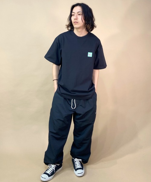 Quiksilver（クイックシルバー）の「【ムラサキスポーツ別注 】QUIKSILVER/クイックシルバー バックプリントTシャツ スクエアロゴ/ルーズシルエット クルーネックTシャツ/QUIK NEONBOX ST/QST231618M（Tシャツ/カットソー・メンズ・ブラック/ホワイト×グリーン/ホワイト×ブラック・XL/L/M）」の19枚目の写真