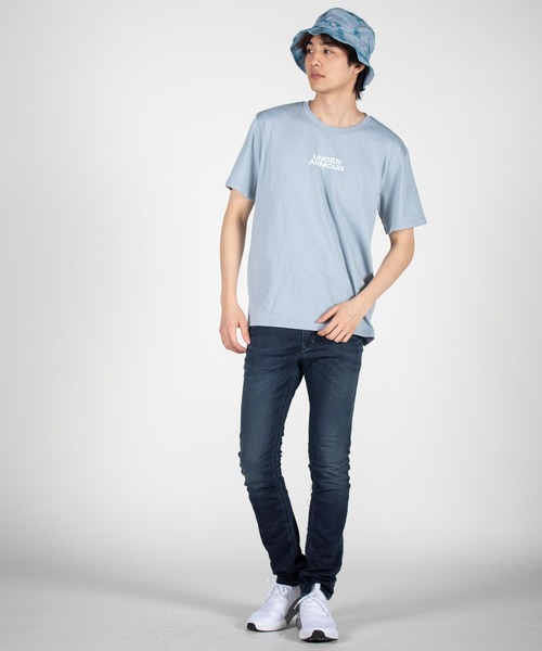 UNDER ARMOUR（アンダーアーマー）の「UAヘビーウエイト ショートスリーブTシャツ 〈アウトライン〉（トレーニング/メンズ/レディース）（Tシャツ/カットソー・レディース・ブルー系その他/ホワイト/ブラック・L/XXL/3XL/XL/M/S）」の16枚目の写真