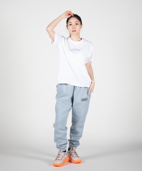 UNDER ARMOUR（アンダーアーマー）の「UAヘビーウエイト ショートスリーブTシャツ 〈アウトライン〉（トレーニング/メンズ/レディース）（Tシャツ/カットソー・レディース・ブルー系その他/ホワイト/ブラック・L/XXL/3XL/XL/M/S）」の9枚目の写真