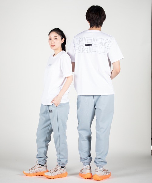 UNDER ARMOUR（アンダーアーマー）の「UAヘビーウエイト ショートスリーブTシャツ 〈アウトライン〉（トレーニング/メンズ/レディース）（Tシャツ/カットソー・レディース・ブルー系その他/ホワイト/ブラック・L/XXL/3XL/XL/M/S）」の7枚目の写真