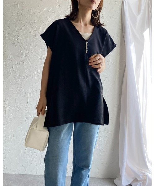 She's Closet(シーズクローゼット)の「【低身長向け/高身長向けサイズあり】深vネックパールジレベスト&パンツスタイルセットアップ(セットアップ・レディース・ブラック/グレイッシュベージュ・FREE/TALL/SHORT)」の14枚目の写真