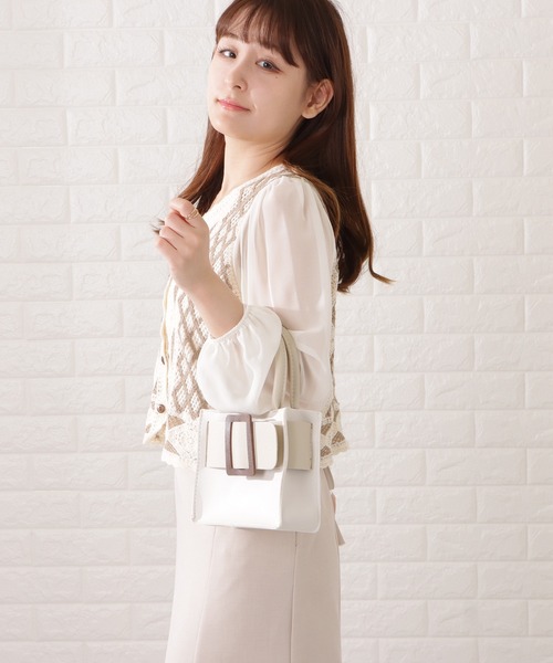 Lace Ladies（レースレディース）の「レザー調2WAYベルトデザインスクエアバッグ（ショルダーバッグ・レディース・アイボリー/ピンク・FREE）」の22枚目の写真