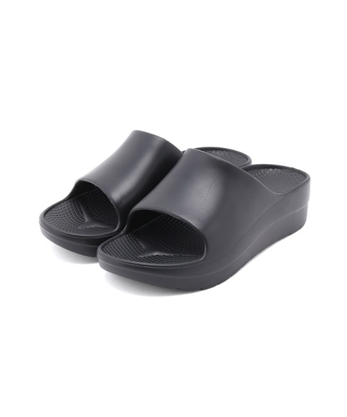 ADAM ET ROPE'(アダムエロペ)の「チャンキーシャワーサンダル(サンダル・レディース・ブラック/ダークブラウン・L/M/S)」の9枚目の写真