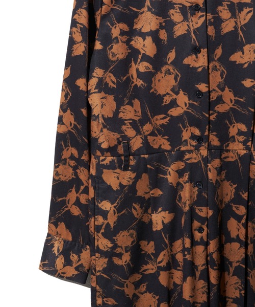 OPULENCE（オーピュレンス）の「フラワープリントジャンプスーツ