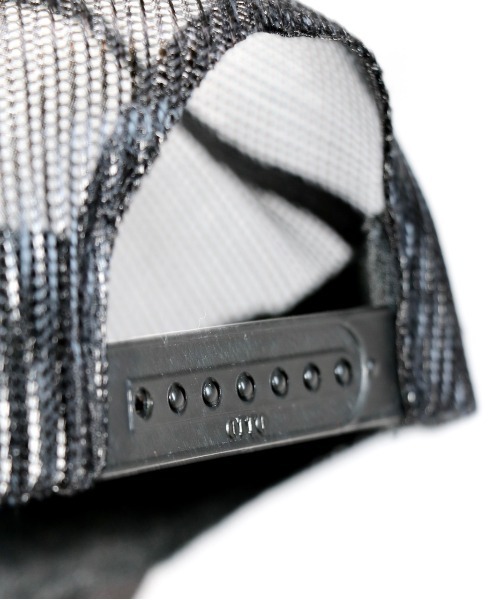 C.E.L.STORE（セルストア）の「STP/エスティーピー TRACKER CAPトラッカーキャップ（キャップ・メンズ・ブラック/ブラック×ブラック/レッド/ネイビー・FREE）」の8枚目の写真