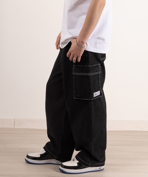 VISION STREET WEAR(ヴィジョンストリートウェア)の「【VISION STREET WEAR/ヴィジョンストリートウェア】グラフィックロゴワイドデニムカーゴパンツ/イージーパンツ(デニムパンツ・メンズ・グレー/ブラック/ネイビー/サックスブルー・M/L/XL)」の22枚目の写真