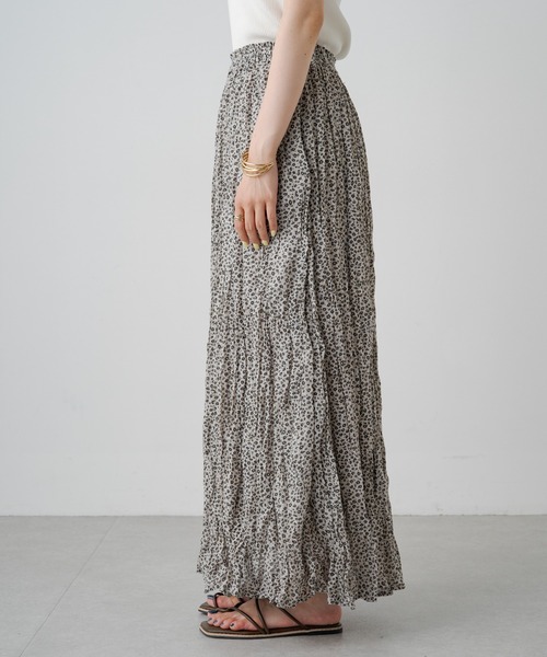 PUAL CE CIN(ピュアルセシン)の「小花プリントクリンクルスカート(スカート・レディース・ベージュ/ブラック・FREE)」の12枚目の写真