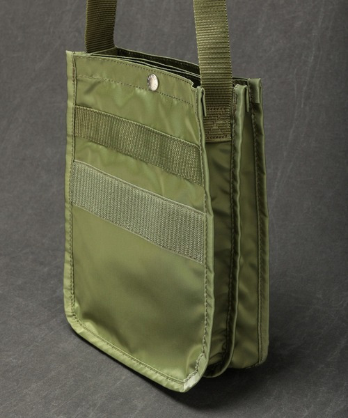 WALK IN CLOSET（ウォークインクローゼット）の「W FACE FLIGHT SHOULDER BAG - 3POCKET（ショルダーバッグ・メンズ・カーキ/ブラック/ネイビー/カーキブラウン・ONE SIZE）」の11枚目の写真