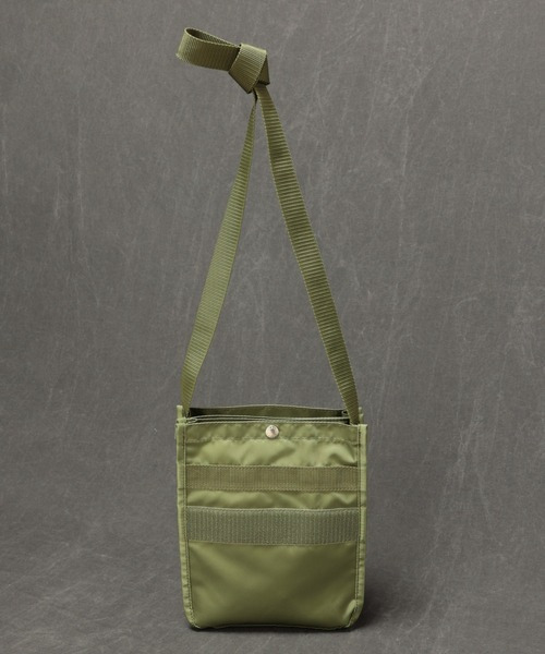 WALK IN CLOSET（ウォークインクローゼット）の「W FACE FLIGHT SHOULDER BAG - 3POCKET（ショルダーバッグ・メンズ・カーキ/ブラック/ネイビー/カーキブラウン・ONE SIZE）」の19枚目の写真