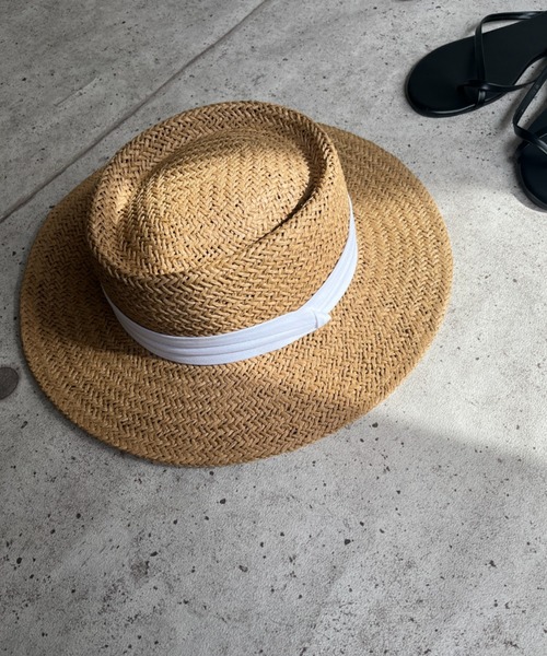 ISOOK(アイスー)の「【ZOZO限定】Paper hat / ペーパーハット(ハット・レディース・ホワイト・FREE)」の1枚目の写真