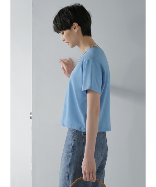 STYLE DELI(スタイルデリ)の「拾わないウエスト丈Tシャツ(Tシャツ/カットソー・レディース・ブラック/ホワイト/ライトブルー・MEDIUM)」の18枚目の写真