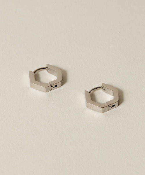 novice（ノーヴィス）の「【novice】Hinged Hexagon Hoop Pierce［Stainless］（ピアス（両耳用）・レディース・シルバー/ゴールド・FREE）」の10枚目の写真