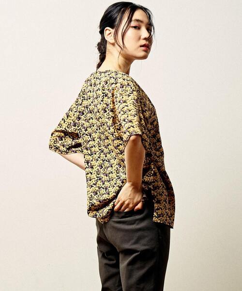 MELROSE claire（メルローズ クレール）の「【ビックポケットとレトロフラワープリントのブラウス】（シャツ/ブラウス・レディース・ネイビー/ブラウン・FREE）」の16枚目の写真