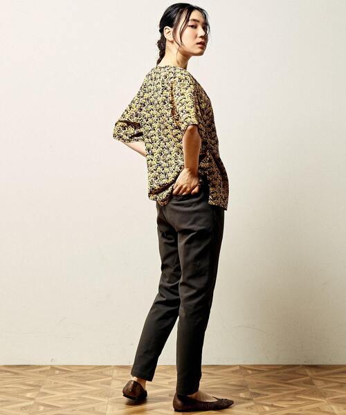 MELROSE claire（メルローズ クレール）の「【ビックポケットとレトロフラワープリントのブラウス】（シャツ/ブラウス・レディース・ネイビー/ブラウン・FREE）」の20枚目の写真