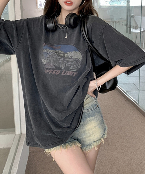 c.u.l(シーユーエル)の「古着風 ウォッシュド加工 オーバーサイズプリントTシャツ culw524(Tシャツ/カットソー・レディース・ブラック・FREE)」の7枚目の写真