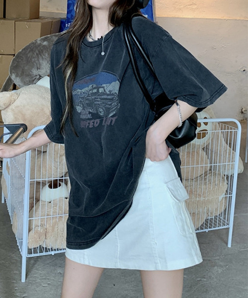 c.u.l(シーユーエル)の「古着風 ウォッシュド加工 オーバーサイズプリントTシャツ culw524(Tシャツ/カットソー・レディース・ブラック・FREE)」の12枚目の写真